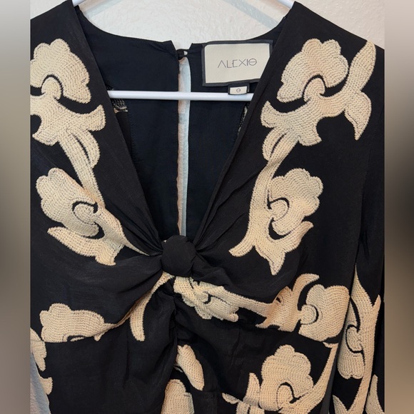 ALEXIS Rimini‎ Tassel Embroidered Floral Black and White Mini Dress Size S - Picture 5 of 14